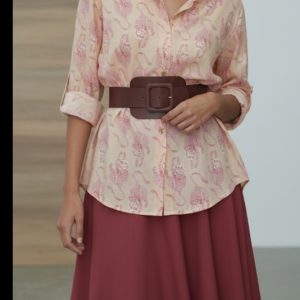 CAMISA DE ALGODÓN, DE MANGA LARGA, COLOR SALMÓN CON TIGRES EN ROJO